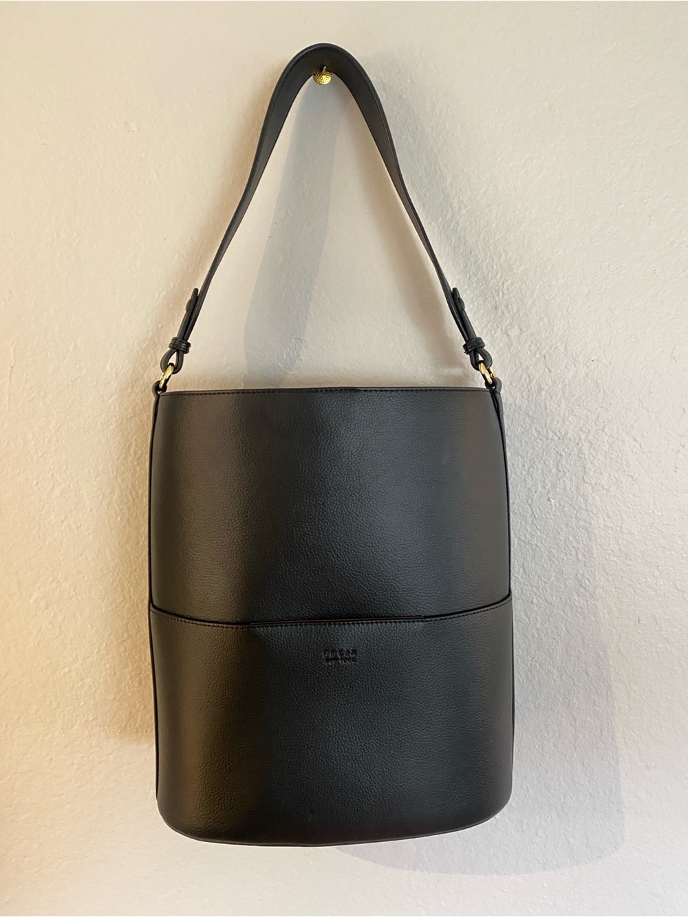 FREJA New York Tall Tote Black Leather Bucket Bag